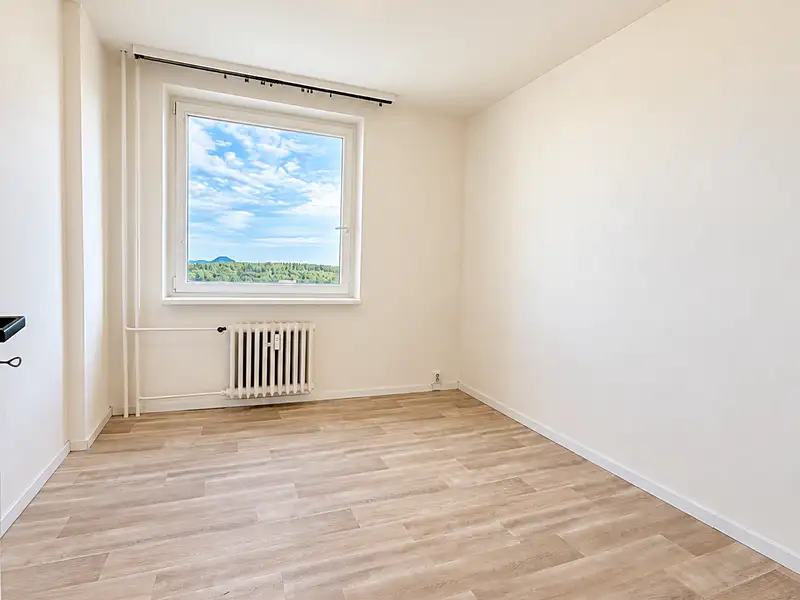 Pronájem bytu 3+1 70 m², Litvínov – náhled fotky 2