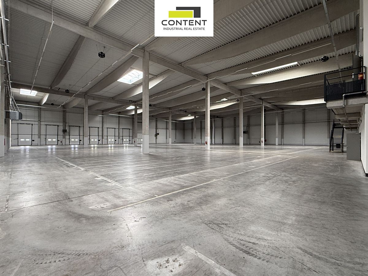 Pronájem skladového prostoru 5119 m² – fotografie 2