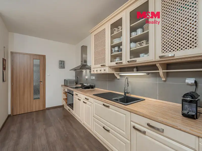 Prodej bytu 3+kk 63 m², Včelná – náhled fotky 1