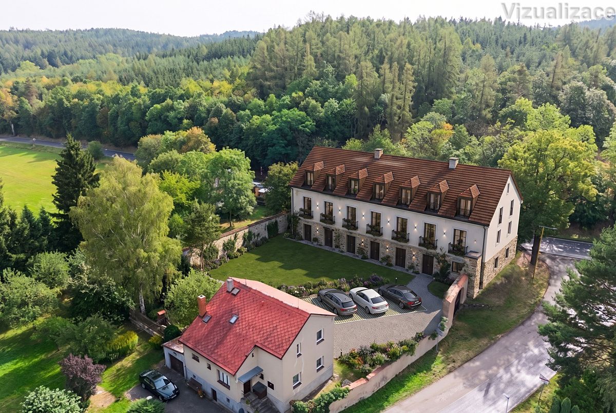 Prodej rodinného domu 400 m², pozemek 1067 m²