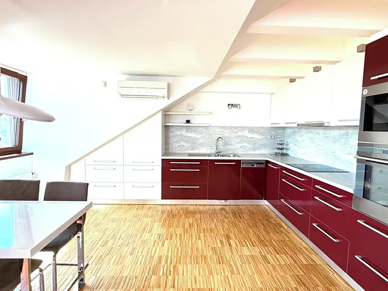 Prodej bytu 2+kk 80 m², Praha – náhled fotky 3