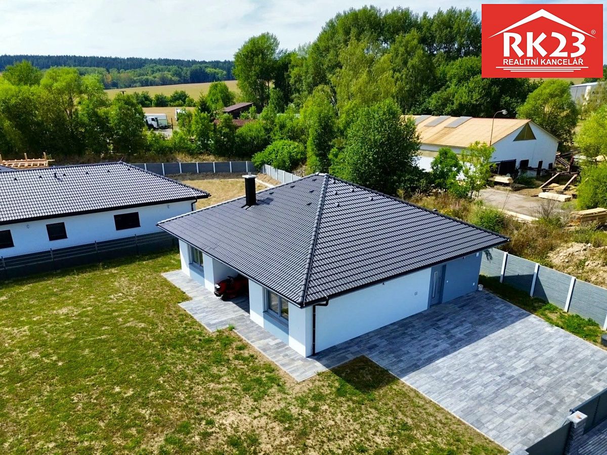 Prodej rodinného domu 150 m², pozemek 934 m² – fotografie 3