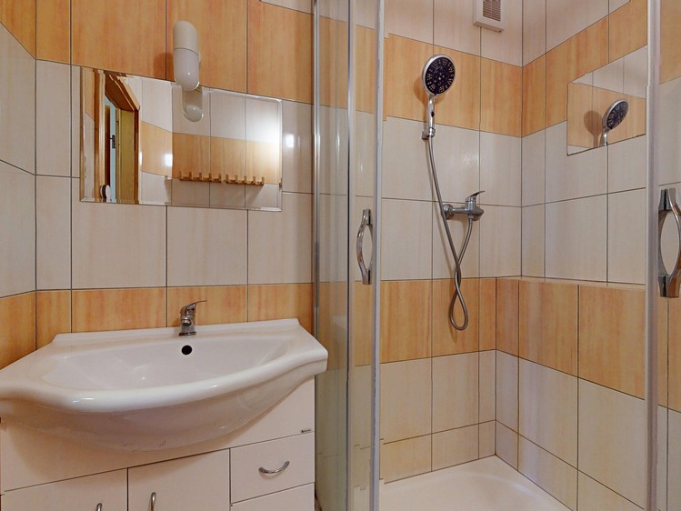 Wohnung 1+1 zum Kauf, 42 m² (3 von 19)
