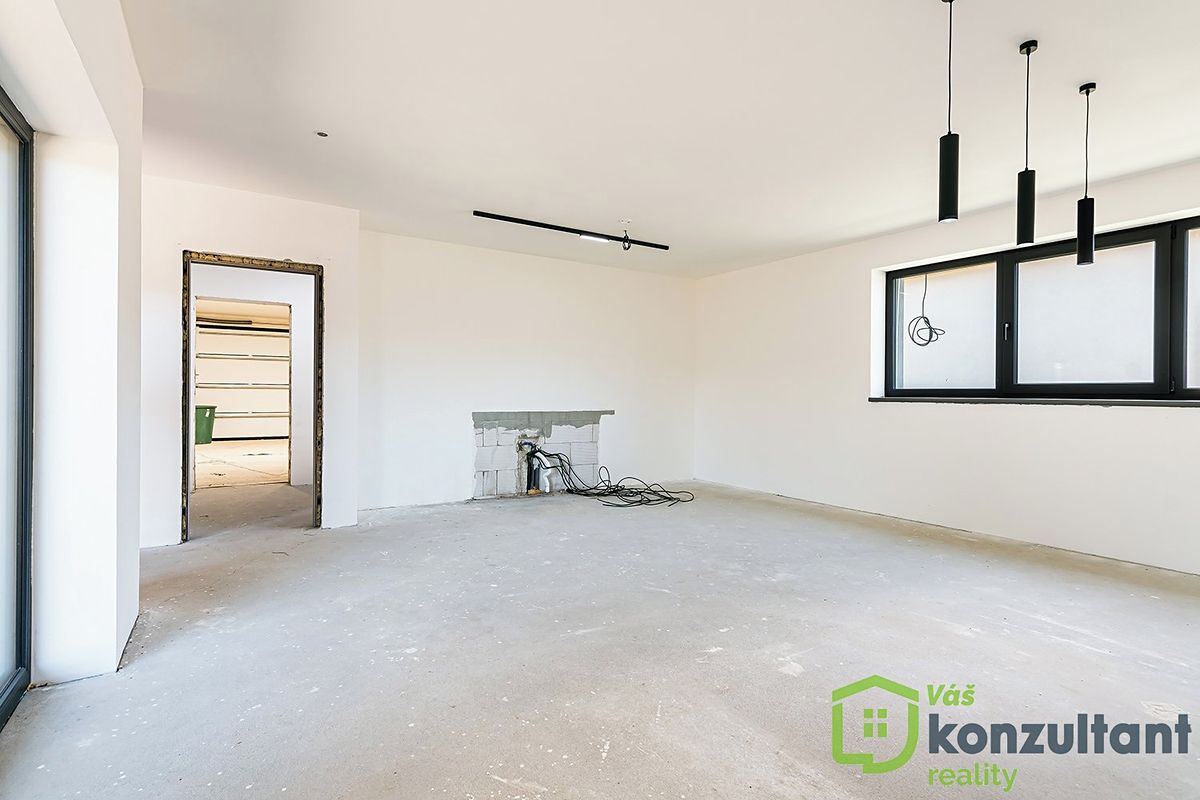 Prodej rodinného domu 179 m², pozemek 814 m² – fotografie 5