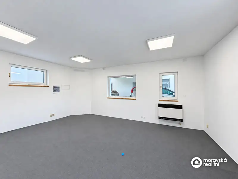 Pronájem kanceláře 43 m², Velká Bíteš – náhled fotky 2
