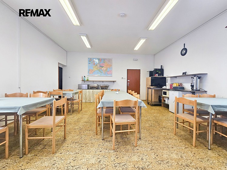 Комерційне приміщення на продаж, 644 м² (21 з 33)