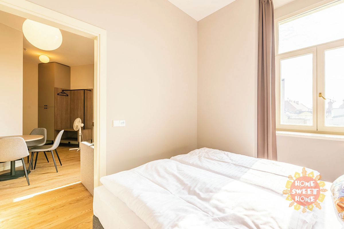 Pronájem bytu 2+kk 34 m² – fotografie 3
