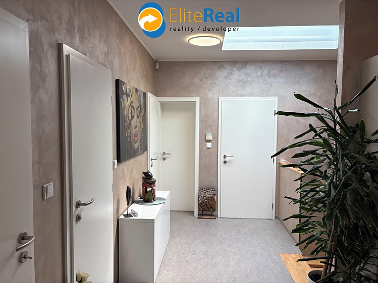 Prodej domu, 133 m² (18 z 54)