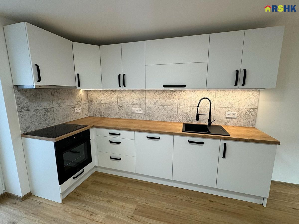 Pronájem bytu 2+kk 46 m² – fotografie 2