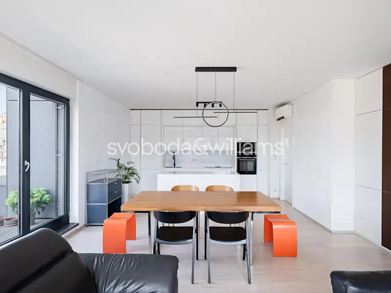 Prodej bytu 4+kk 115 m², Praha – náhled fotky 2