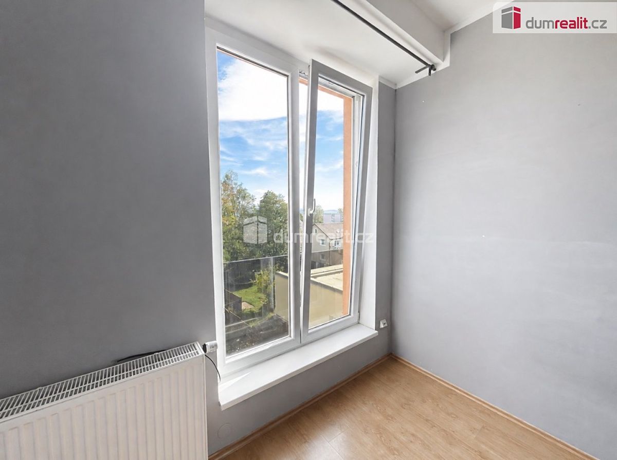Pronájem bytu 3+kk 100 m² – fotografie 2