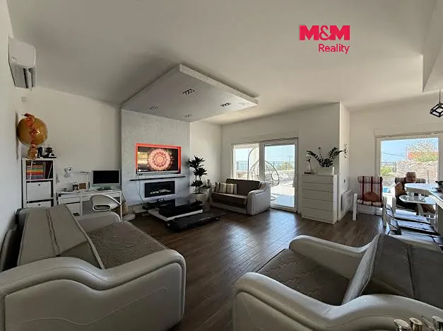 Prodej rodinného domu 200 m², pozemek 500 m²