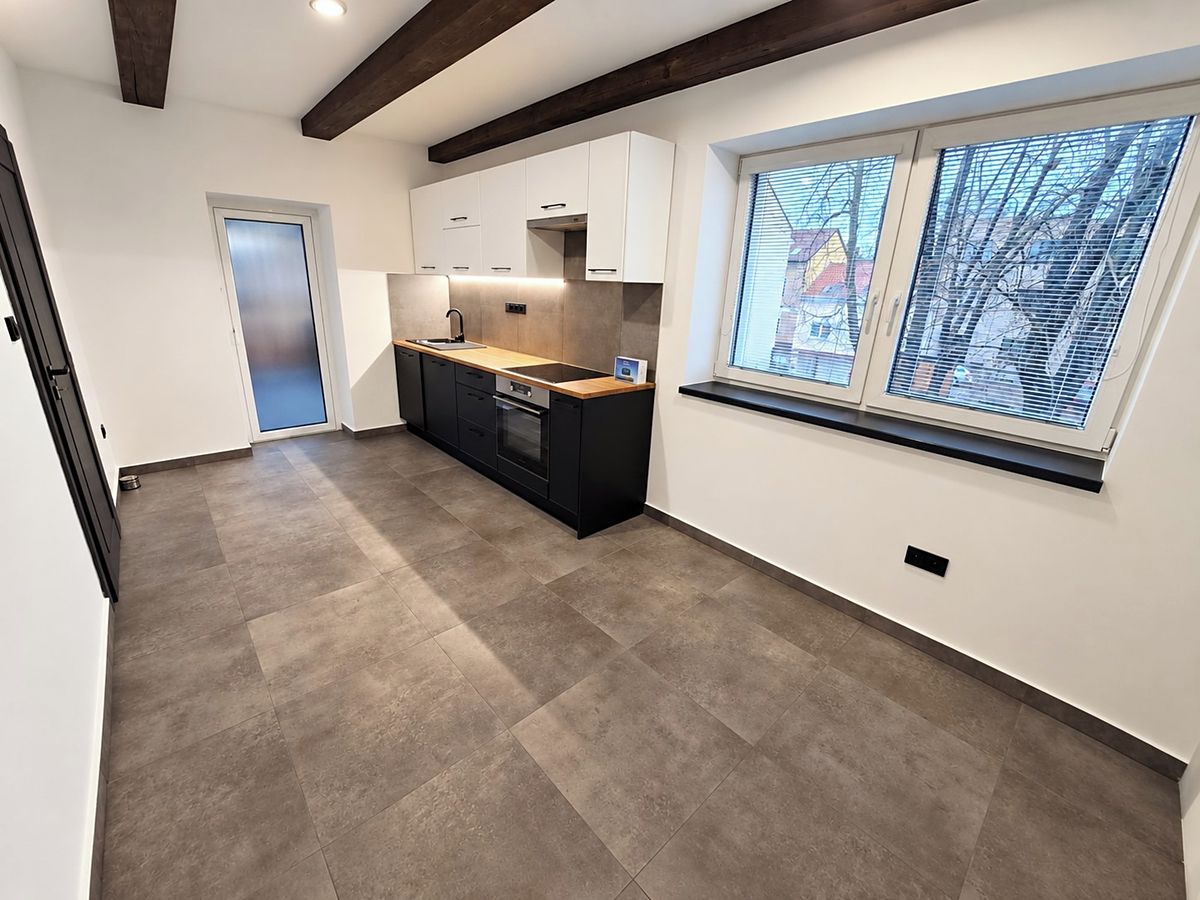 Pronájem bytu 2+kk 45 m² – fotografie 5