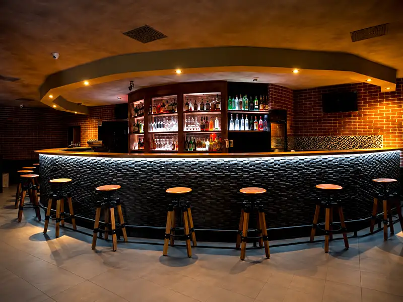 Pronájem obchodního prostoru 350 m², Říčany – náhled fotky 1