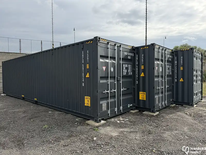 Pronájem garáže 29 m², Bystřice pod Hostýnem – náhled fotky 1
