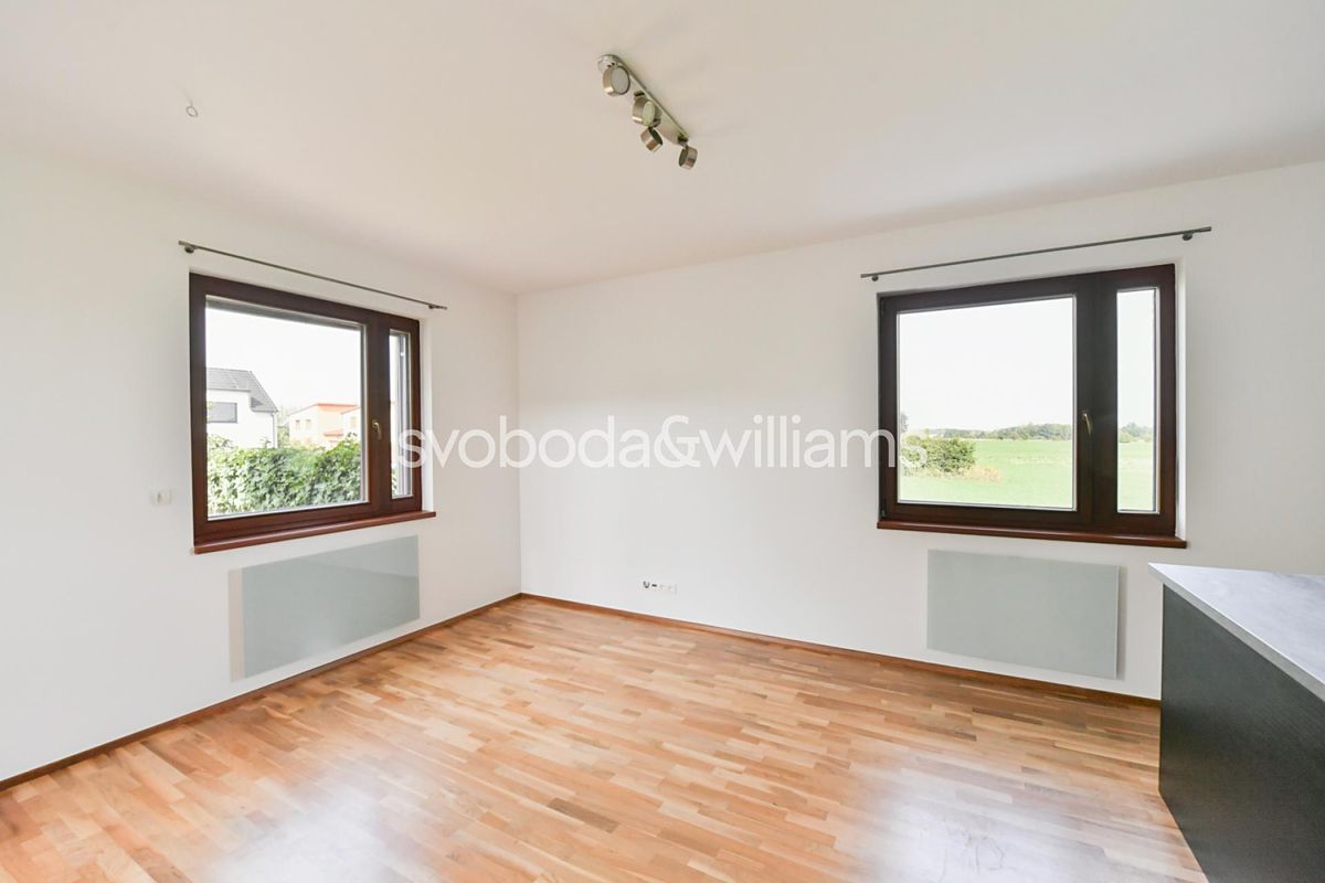 Pronájem bytu 2+kk 53 m² – fotografie 5