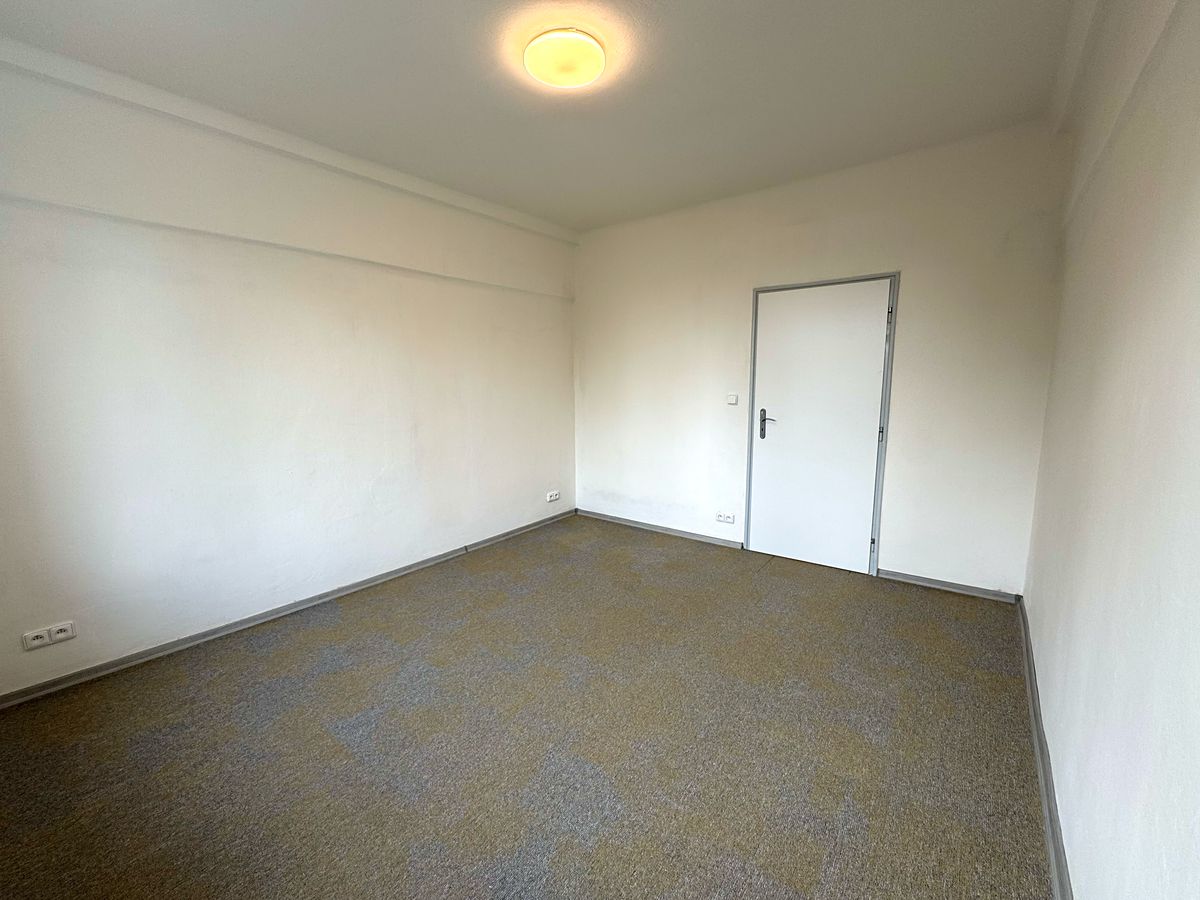 Pronájem bytu 2+1 55 m² – fotografie 3