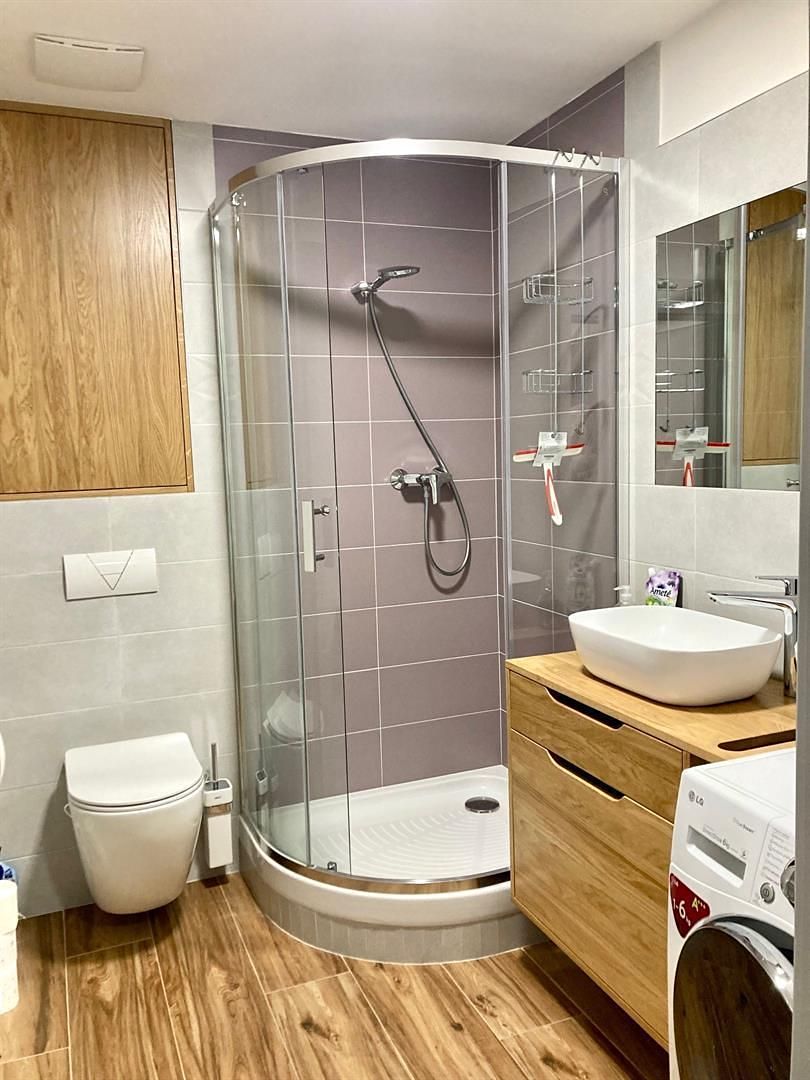 Pronájem bytu 1+kk 30 m² – fotografie 3