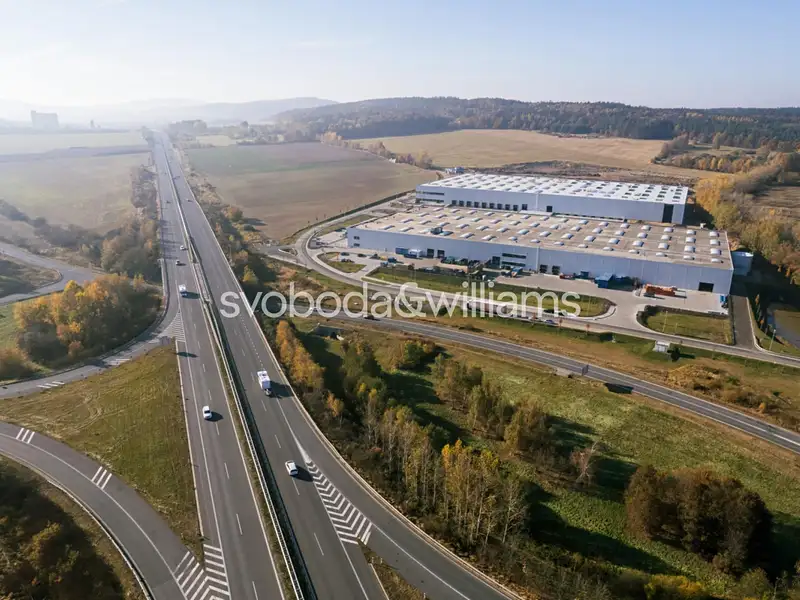 Pronájem skladového prostoru 13992 m², Cerhovice – náhled fotky 1