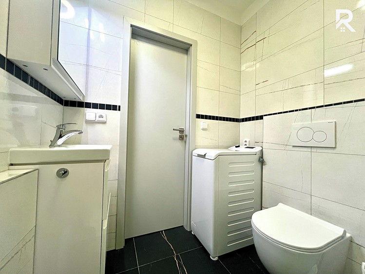 Pronájem bytu 1+1, 33 m² (5 z 7)