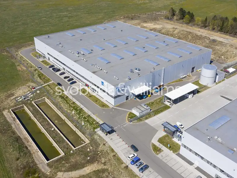 Pronájem výrobní haly, prostoru 4724 m², Česká Lípa – náhled fotky 3