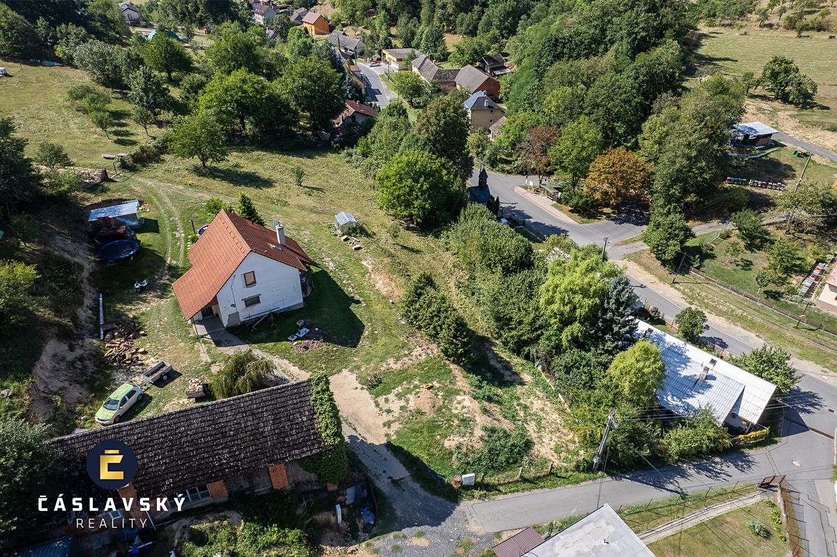 Prodej stavebního pozemku 1684 m²