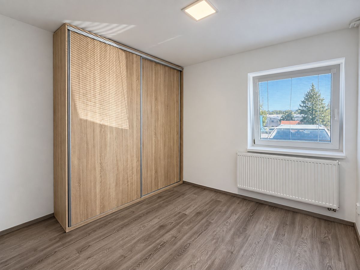Pronájem bytu 2+kk 45 m² – fotografie 3