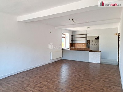 Pronájem obchodního prostoru 94 m²