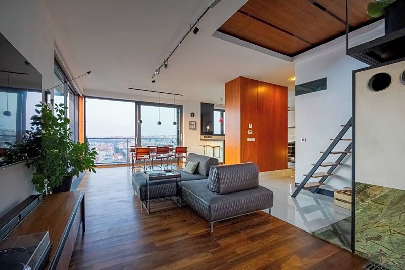 Pronájem bytu atypický 100 m² – fotografie 2