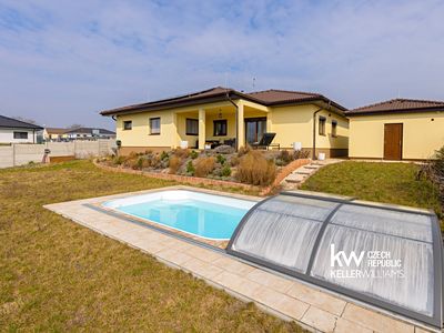 Prodej rodinného domu 186 m², pozemek 893 m²