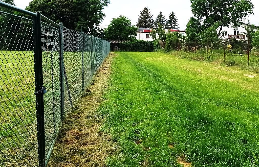 Prodej komerčního pozemku 1200 m² – fotografie 3