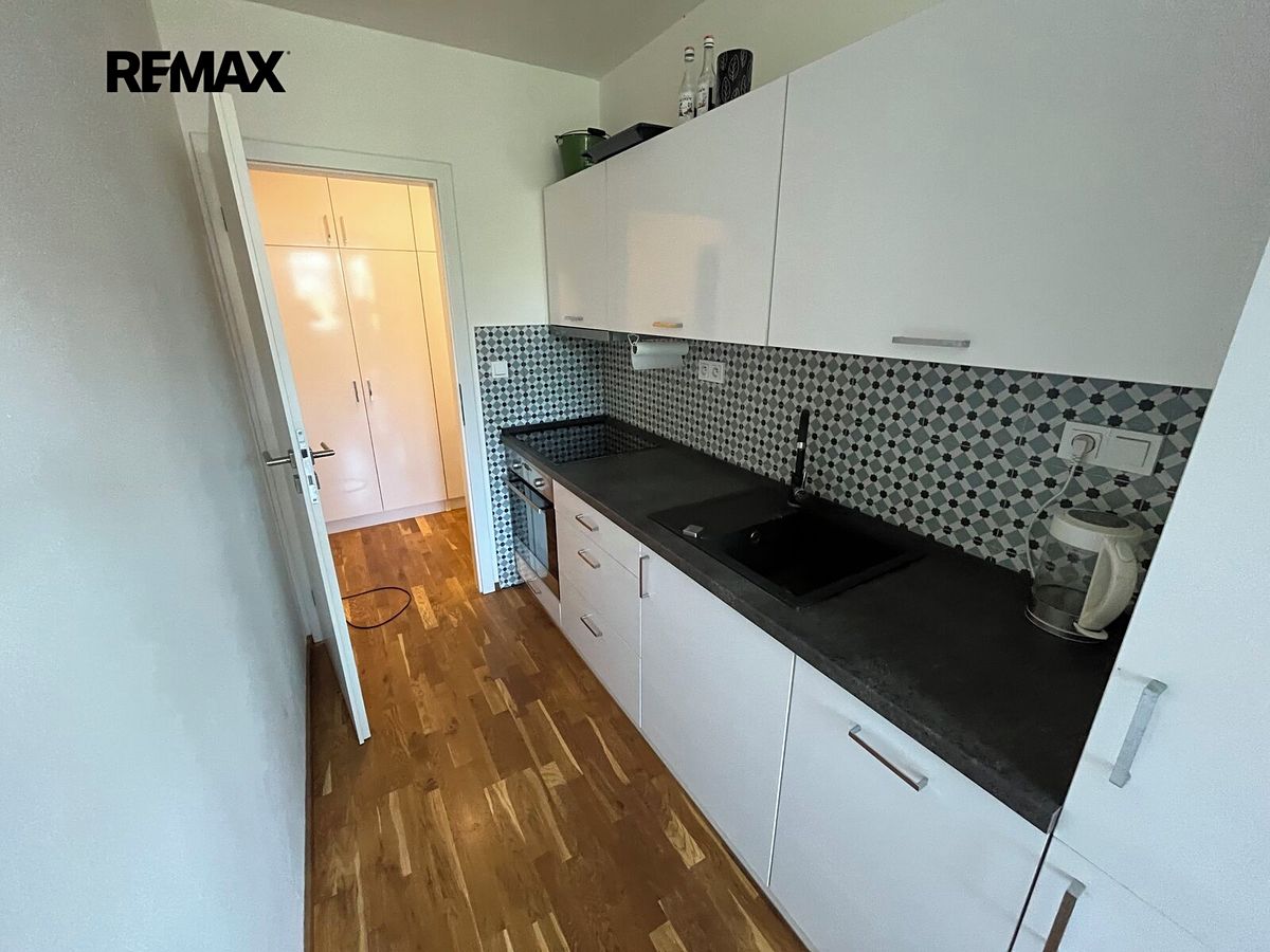Pronájem bytu 2+1 70 m² – fotografie 5