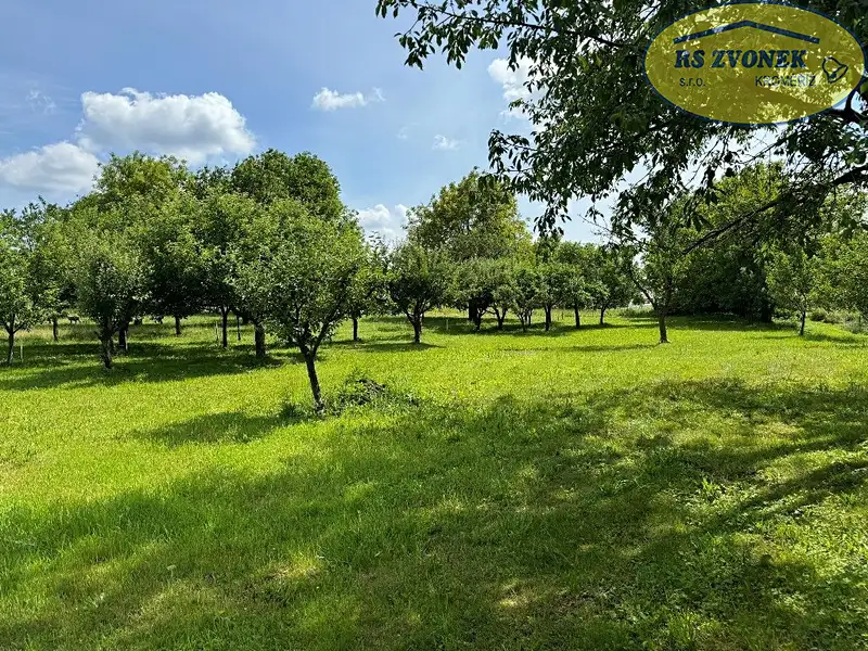 Pronájem zahrady 486 m², Zdounky – náhled fotky 2