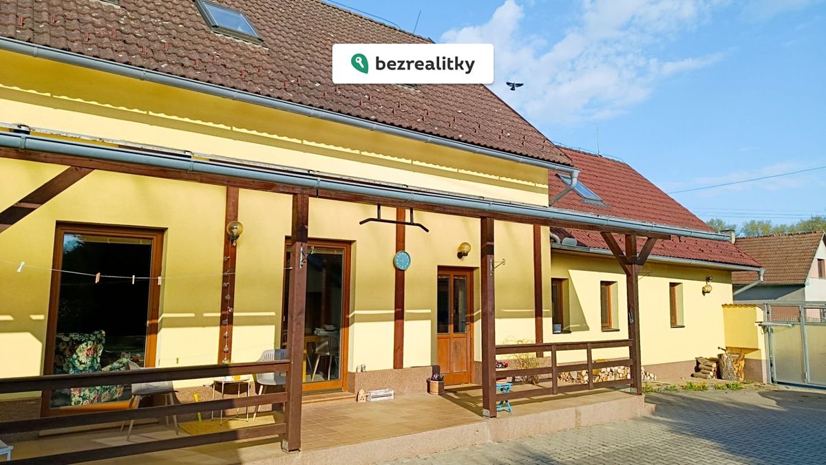 Prodej rodinného domu 206 m², pozemek 1450 m² – fotografie 4