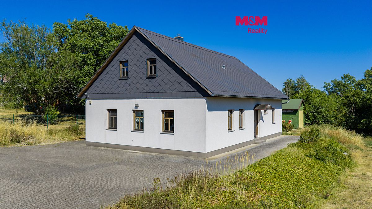 Prodej rodinného domu 112 m², pozemek 1705 m²