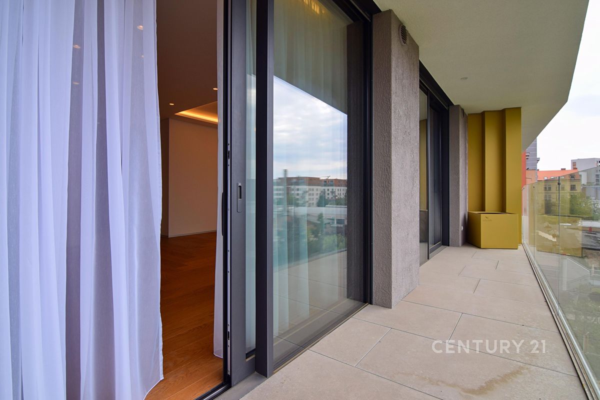 Pronájem bytu 3+kk 101 m² – fotografie 5