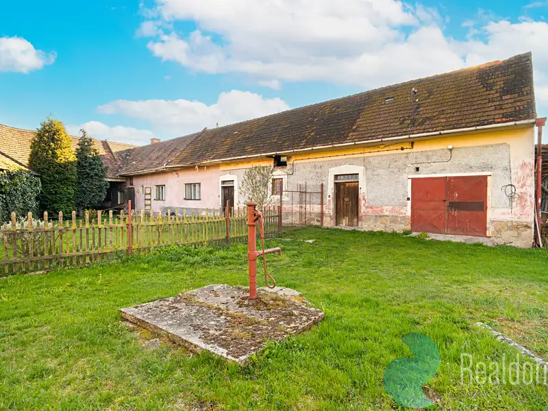 Prodej zemědělské usedlosti 232 m², pozemek 2592 m², Krašlovice – náhled fotky 1