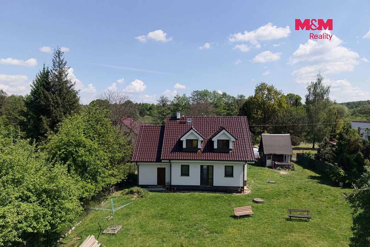 Prodej rodinného domu 141 m², pozemek 788 m² – fotografie 3