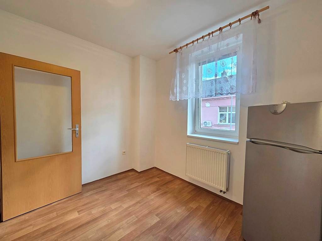 Pronájem bytu 1+1 40 m² – fotografie 2