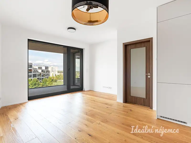 Pronájem bytu 2+kk 50 m², Praha – náhled fotky 2