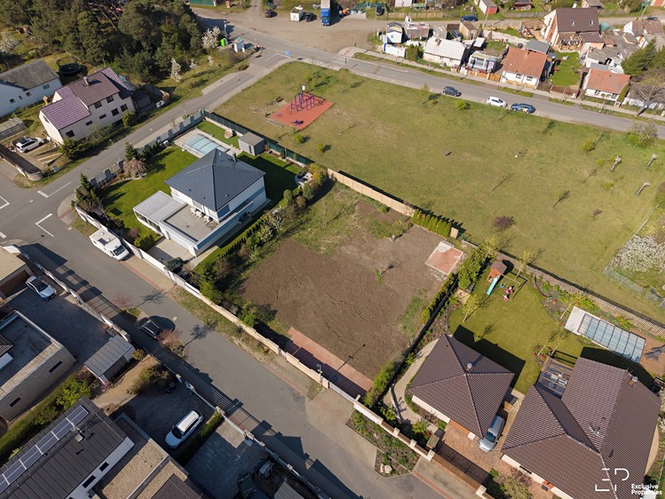 Grundstück zum Kauf, 990 m² (6 von 12)
