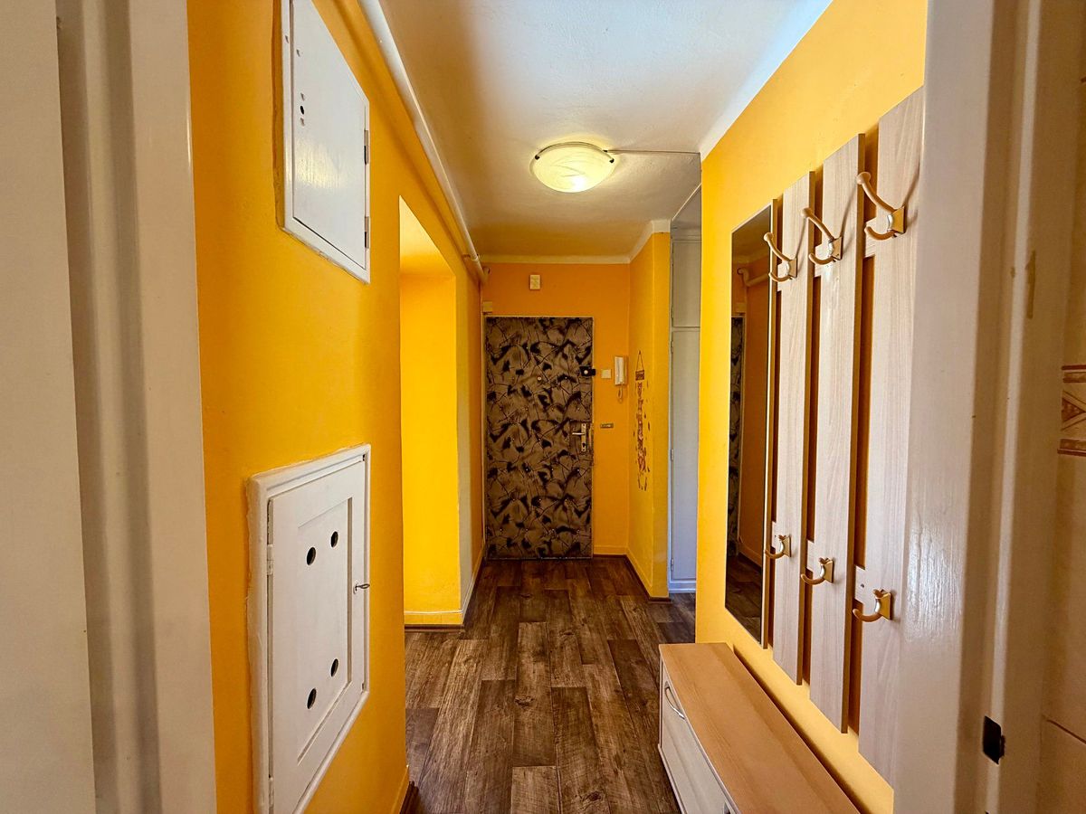 Pronájem bytu 2+1 66 m² – fotografie 3