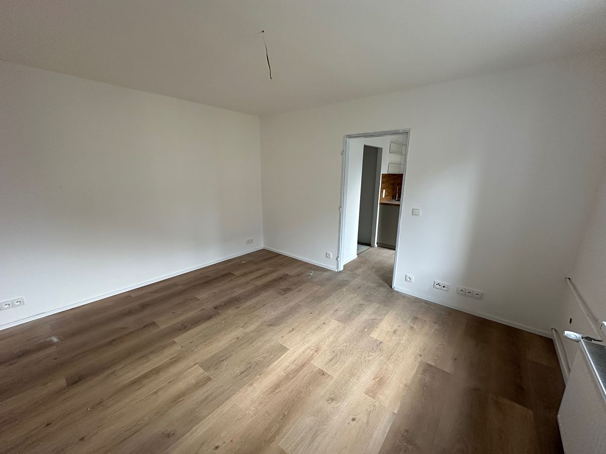 Pronájem bytu 1+1 30 m² – fotografie 4