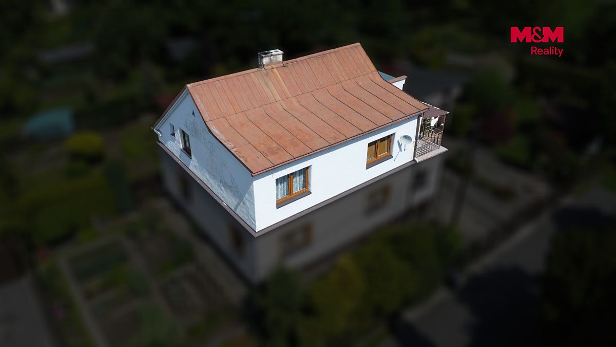 Prodej rodinného domu 100 m², pozemek 200 m² – fotografie 2