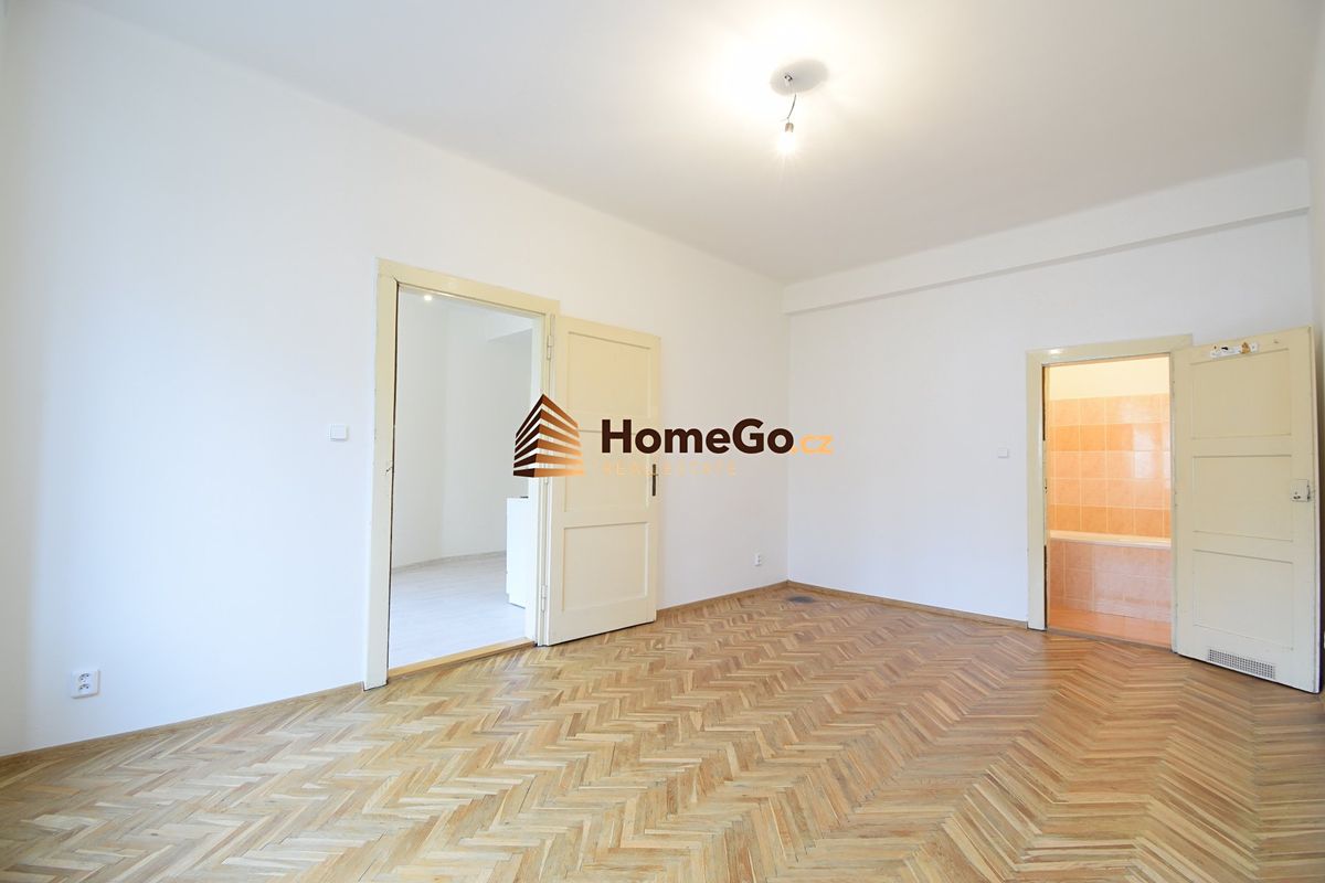 Pronájem bytu 2+kk 52 m² – fotografie 3
