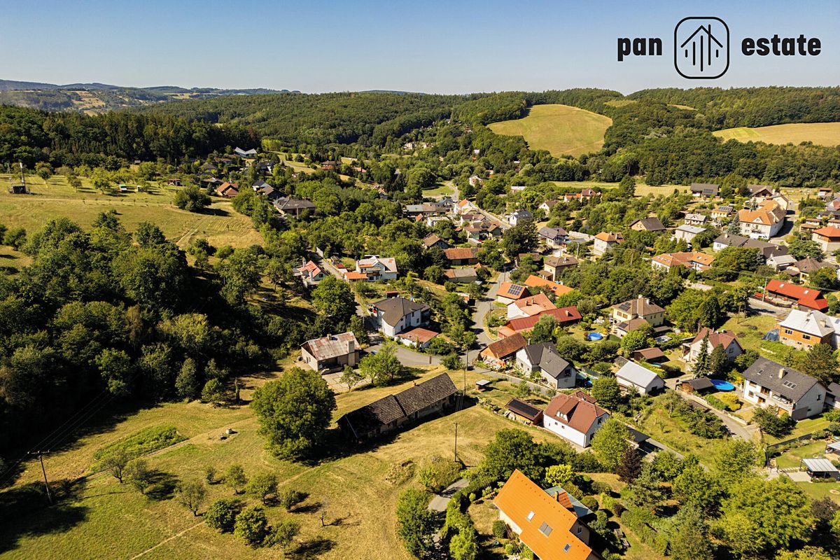 Prodej stavebního pozemku 2539 m²