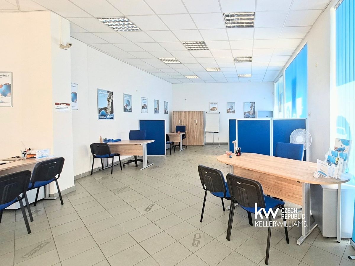 Pronájem obchodního prostoru 110 m² – fotografie 2