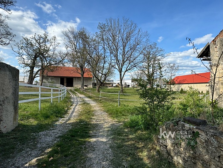 Комерційне приміщення на продаж, 105 м² (22 з 27)