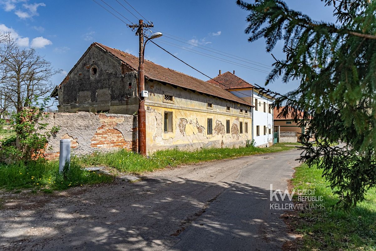 Prodej rodinného domu 105 m², pozemek 293 m² – fotografie 3