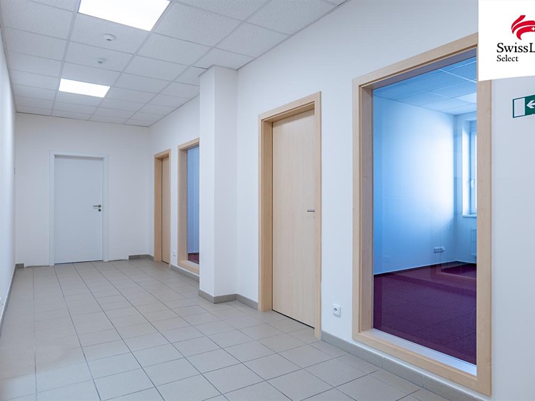 Pronájem komerčního prostoru, 403 m² (12 z 24)